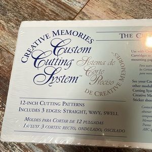 Creative memories custom cutting system in original packaging